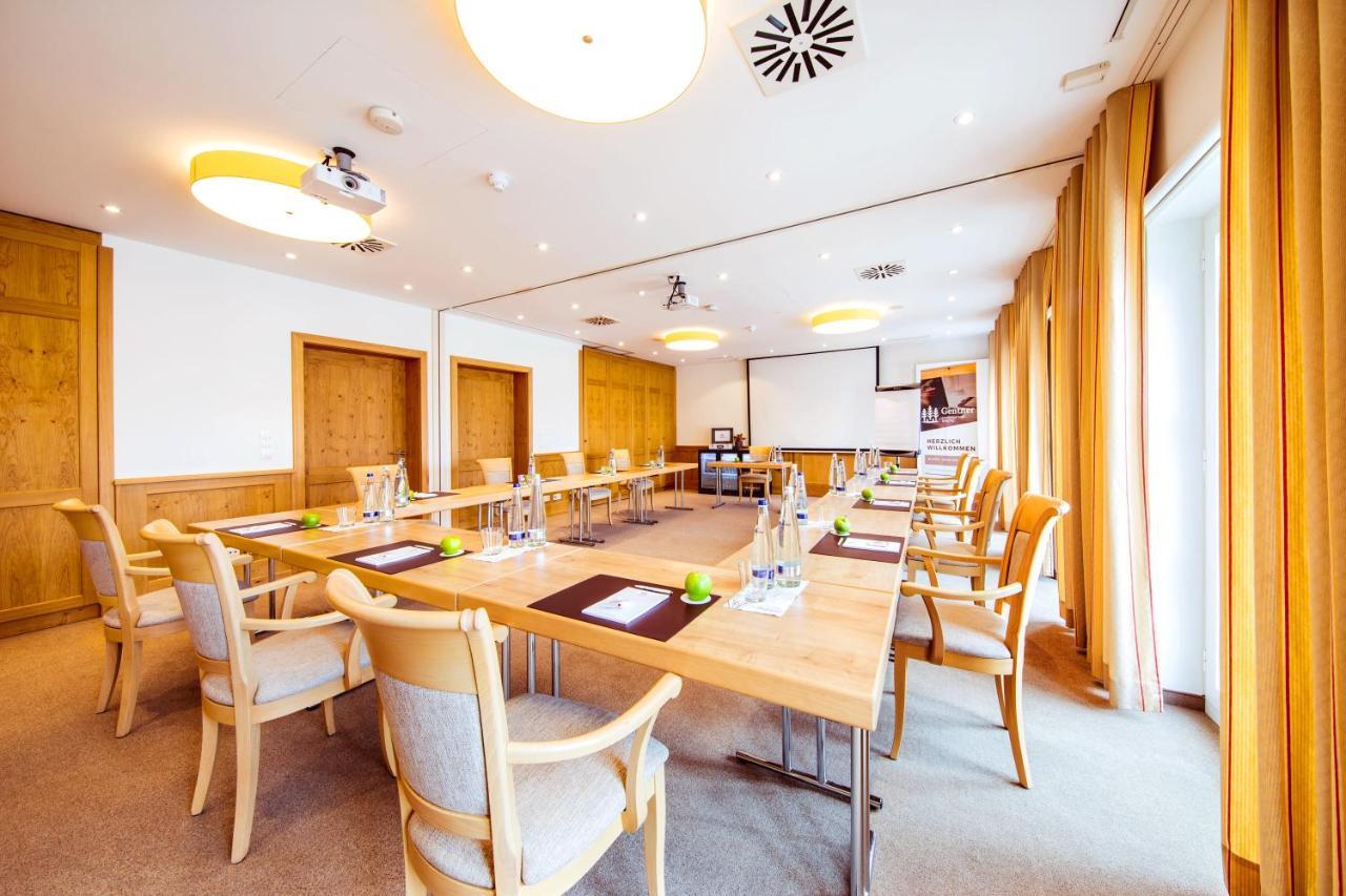 Landgasthof Hotel Gentner Nuremberg Bagian luar foto