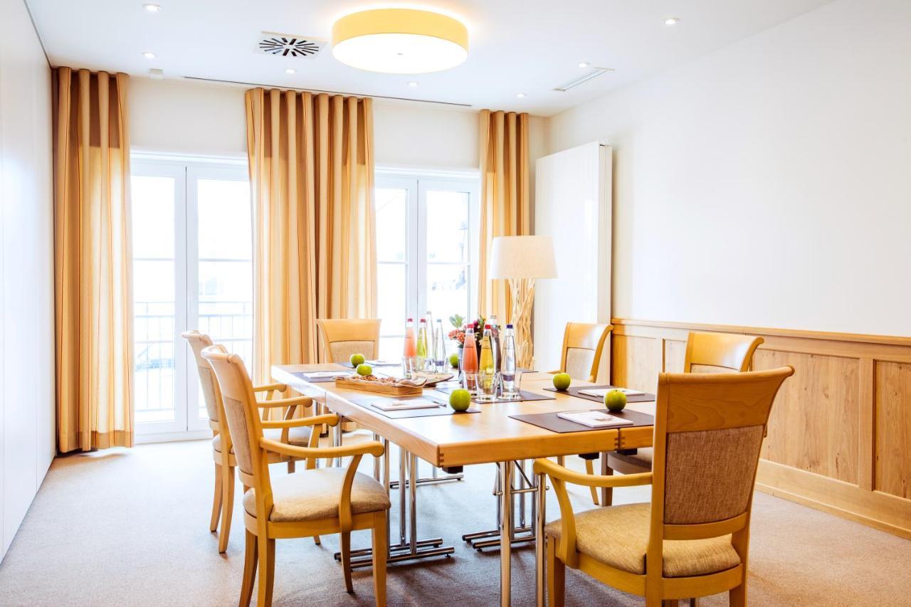 Landgasthof Hotel Gentner Nuremberg Bagian luar foto