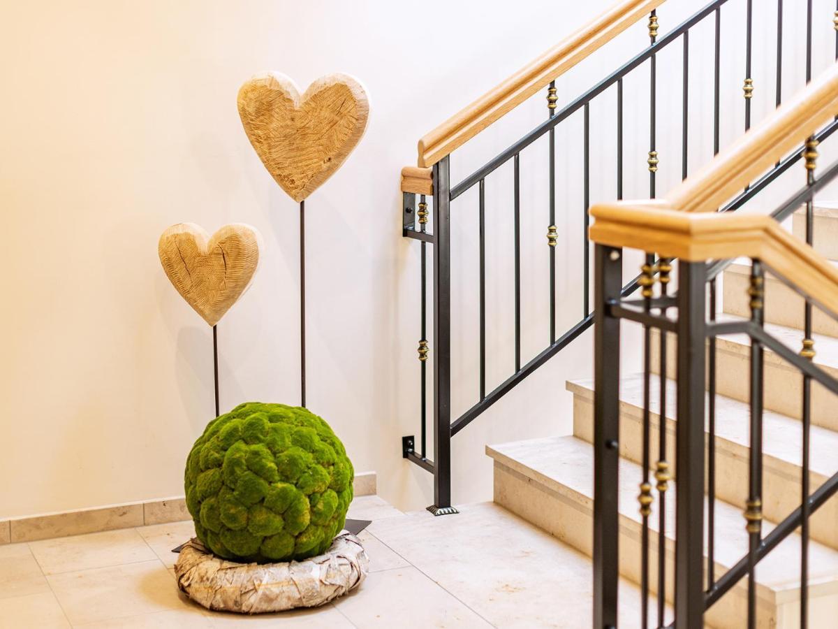 Landgasthof Hotel Gentner Nuremberg Bagian luar foto